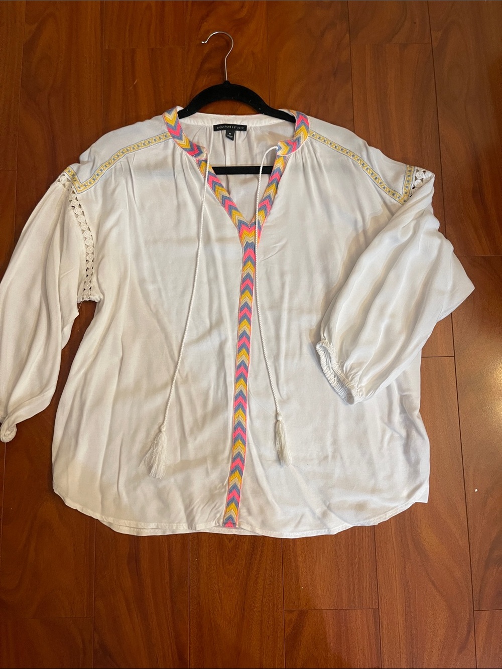Signature Studio White Tunic with Pink Yellow Blue Chevron Trim